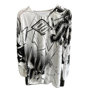 %d0%b4%d0%b6%d1%8a%d1%80%d1%81%d0%b8-shot-white-black